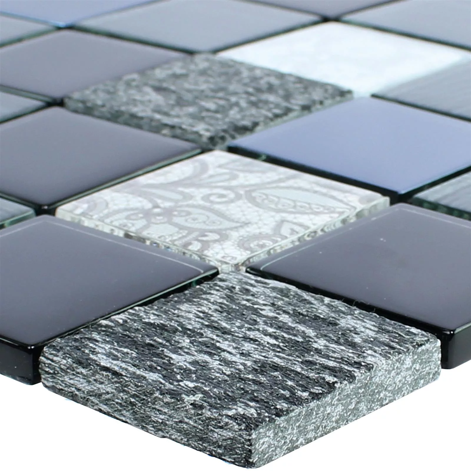 Szklana mozaika z kamienia naturalnego Triopetra Czarny Szary Biały